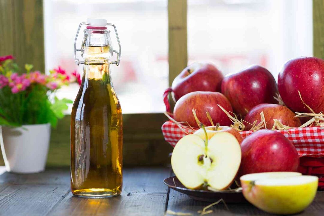 vinagre de sidra de manzana para hongos en las uñas